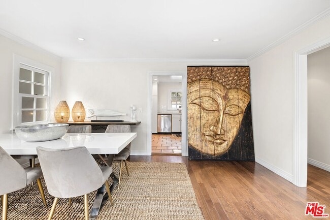 Photo - 639 Westbourne Dr