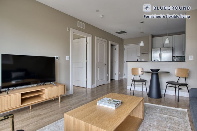 Photo - 33 Rogers St Unit FL5-ID947