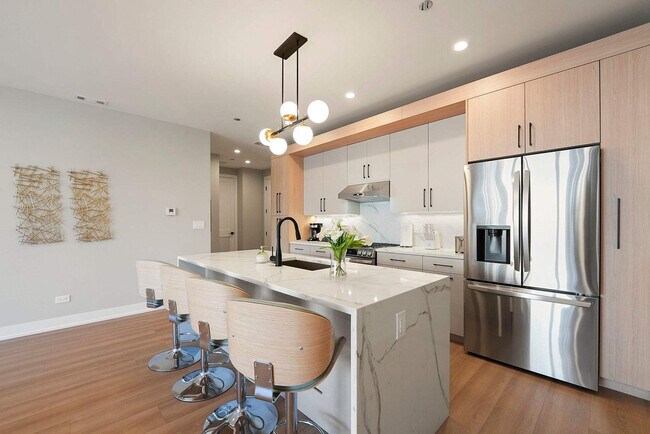 Photo - 2344 W Polk St Unit SI ID1256062P