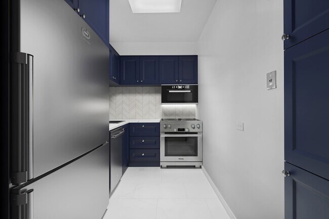 Photo - 150-156 W 56th St Unit 5505