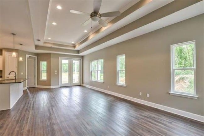 Photo - 4484 River Breeze Ln