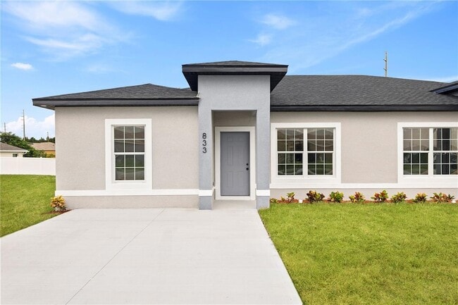 Photo - 833 Colville Dr