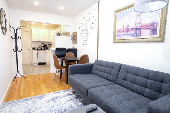 Photo - 305 E 104th St Unit SI ID1032015P