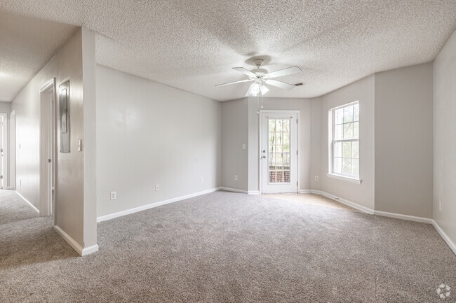 Charleston - 3BR, 2BA - 1150SF - Cross Creek Apartment Homes