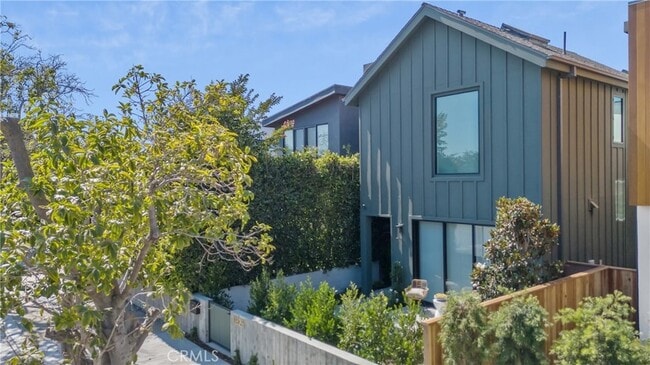 Building Photo - 11825 Tennessee Ave