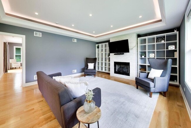 Photo - 2311 N Arlington Heights Rd