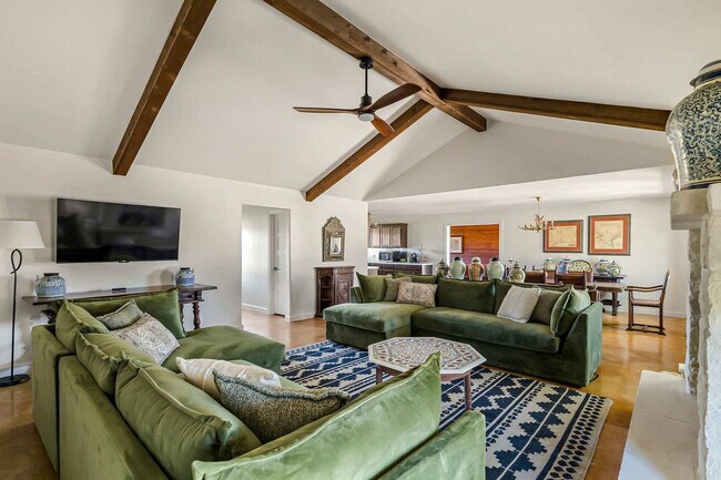 Photo - 1219 Sisterdale Rd Unit ID1254583P