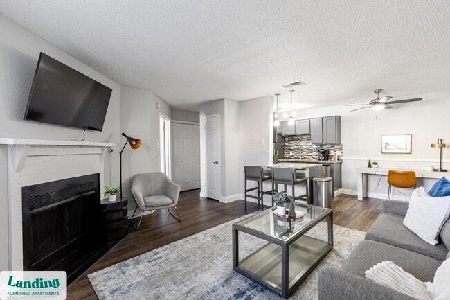 Photo - 1919 W Tarrant Rd Unit 405.1407191