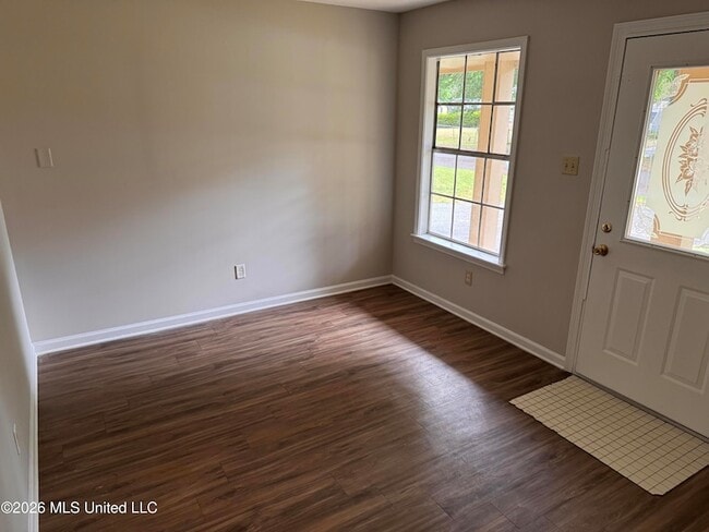 Photo - 6475 Forest Glen Dr