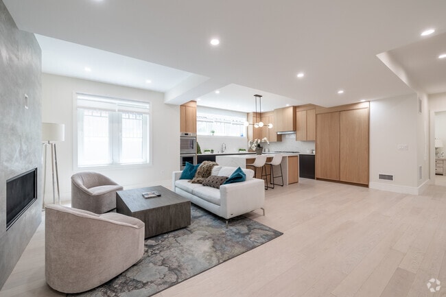 6BR, 5.5BA - 3,574SF - Living Room - 116 Columbia St