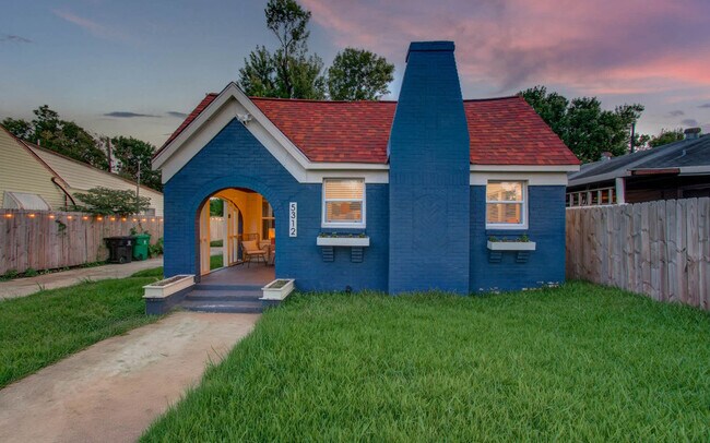 Photo - 5312 Jefferson St Unit ID1261556P