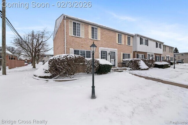 Photo - 4811 Mansfield Ave