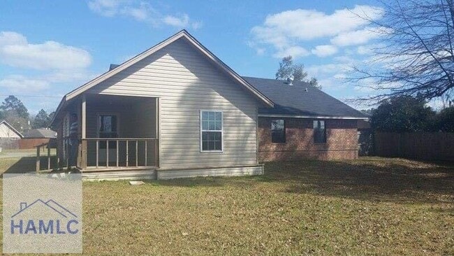 Photo - 925 Granger Dr