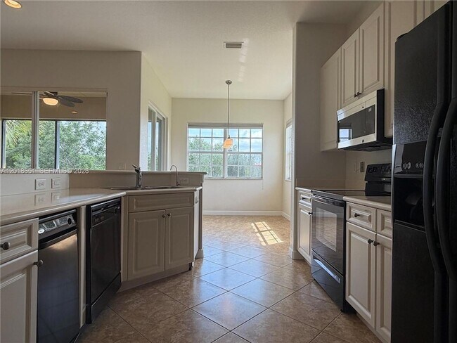 Photo - 8344 NW 127th Ln