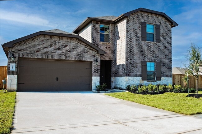 Building Photo - 5615 Cedar Cres Ct