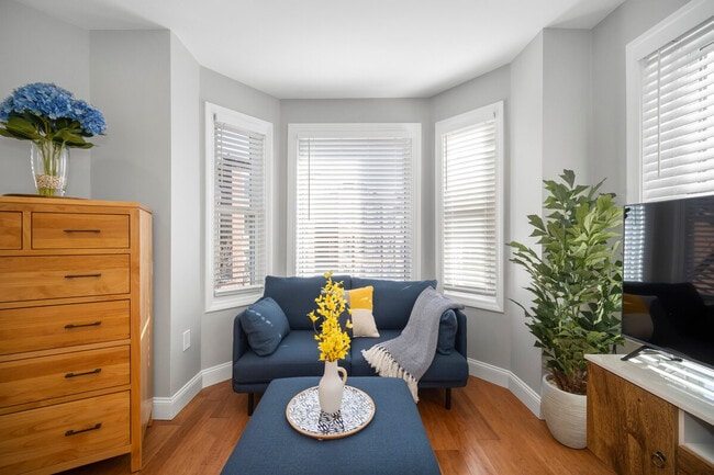 Photo - 476-498 Hanover Saint Exd-SI ID1364248P Unit SI ID1364248P