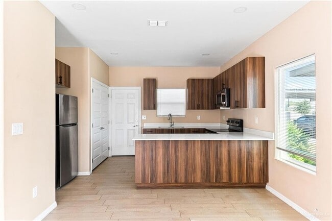 Photo - 2914 W Driftwood St Unit 3
