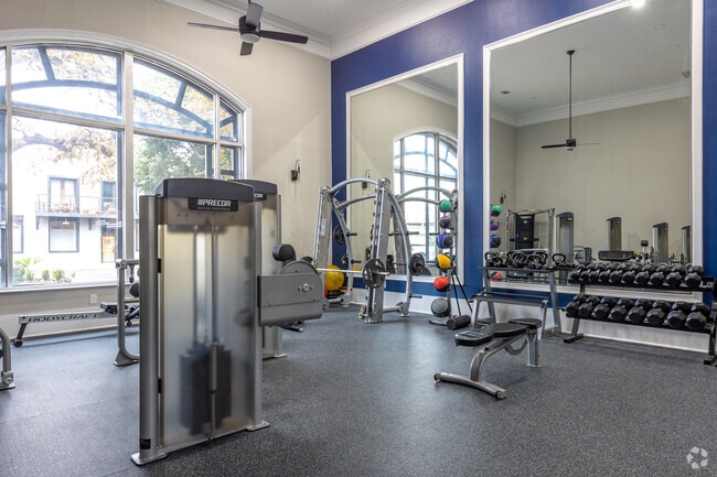 24/7 Fitness Center - Gateway East at the Arts District