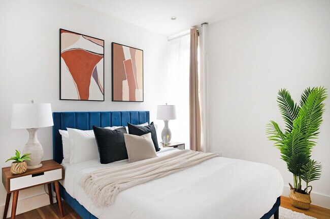 Photo - 403 E 69th St Unit FL3-ID1022006P