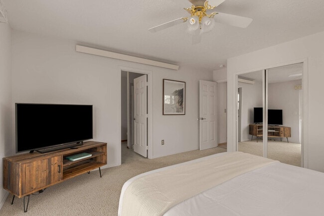 Photo - 4896 Holly Heights Ave Unit SI ID1550275P