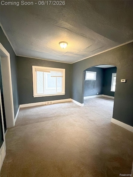 Photo - 14011 Roselawn St