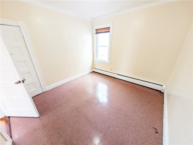 Photo - 53 Bancroft St