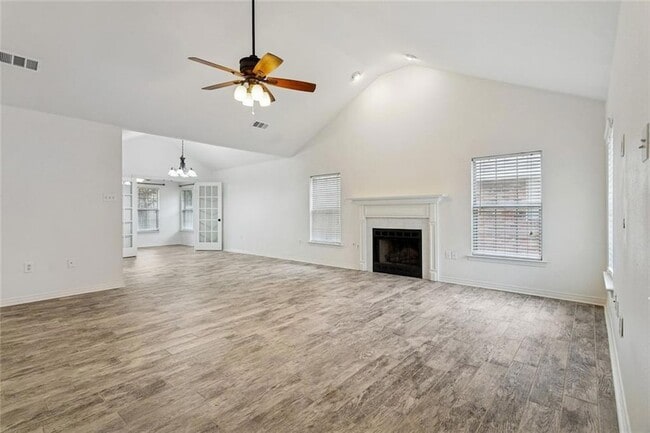 Photo - 405 Bon Temps Roule