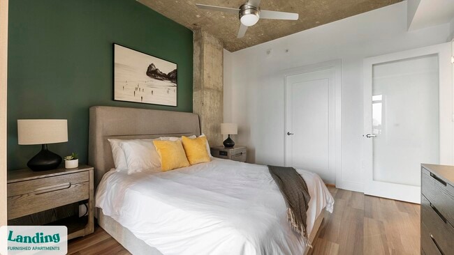 Photo - 5201 Leesburg Pike Unit 440