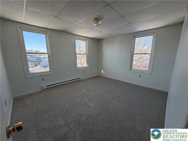 Photo - 505 E Main St Unit Rear