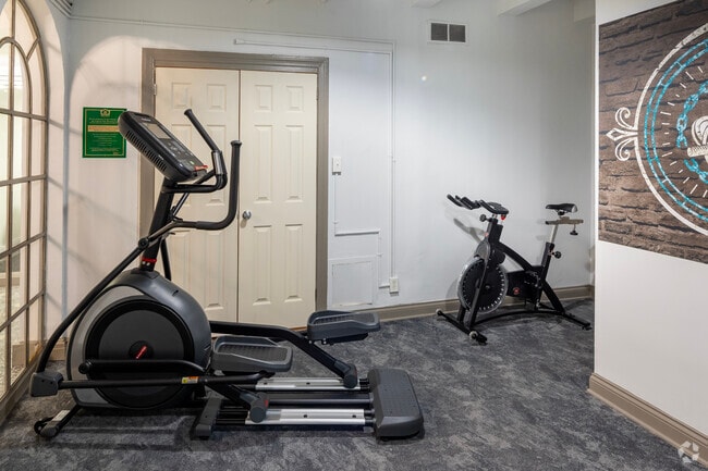 Fitness Center - Park Wellington Apartments