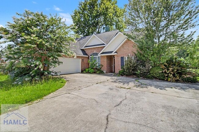 Building Photo - 158 Ashley Ln