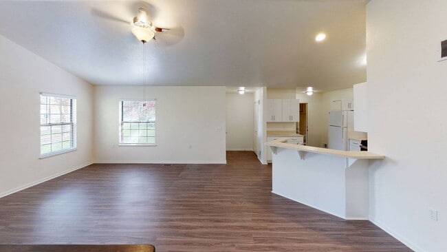 Photo - Gull Prairie/Gull Run Apartments and Townhomes
