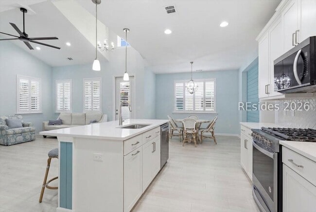 Photo - 271 Flip Side Ln