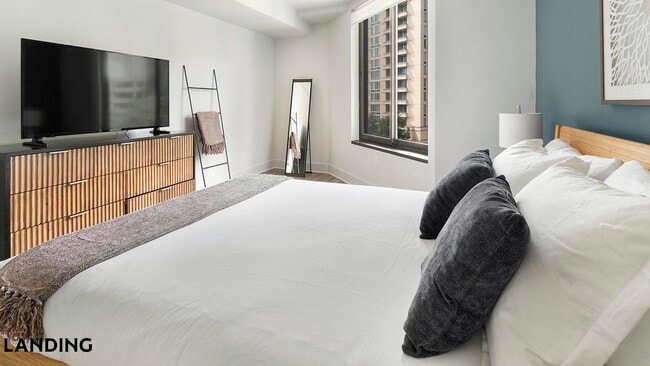 Photo - 1550 Clarendon Blvd Unit 613