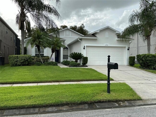 Photo - 2246 Mountleigh Trail