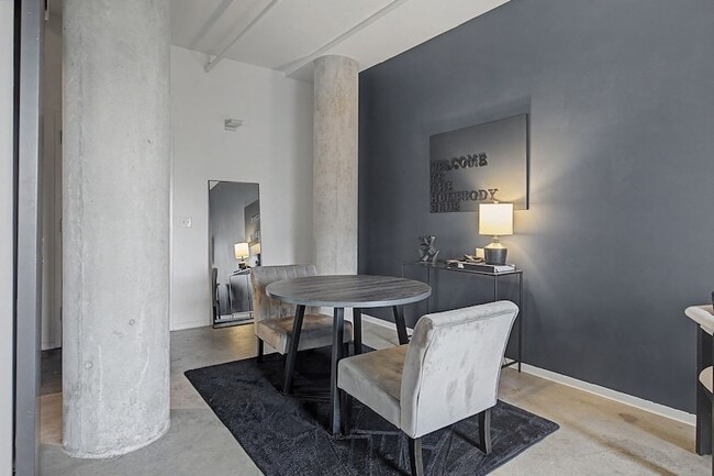 Photo - 2115 Yeaman Pl Unit 409