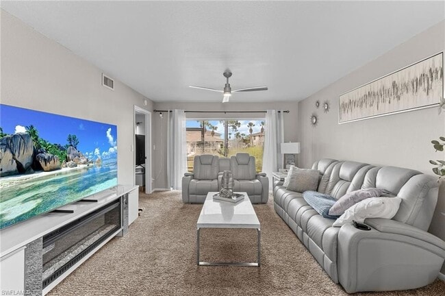 Photo - 1358 Derbyshire Ct