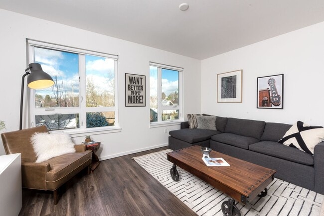 Photo - The Hawthorne Apts