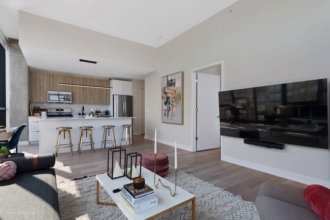 Photo - 730 N Milwaukee Ave Unit ID1029623P