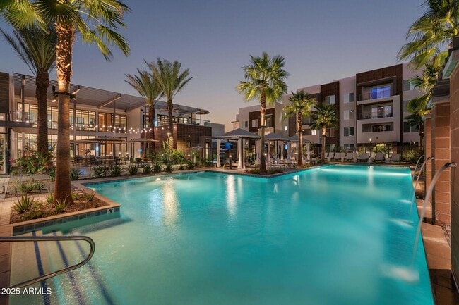 Building Photo - 2375 W Frye Rd Unit 1