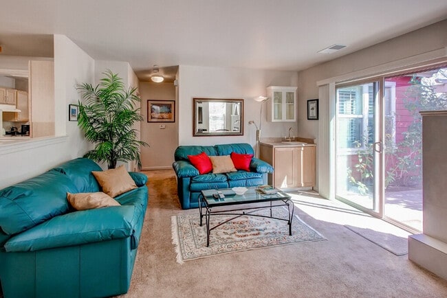 Photo - 29 Giacomini Rd Unit ID1304895P