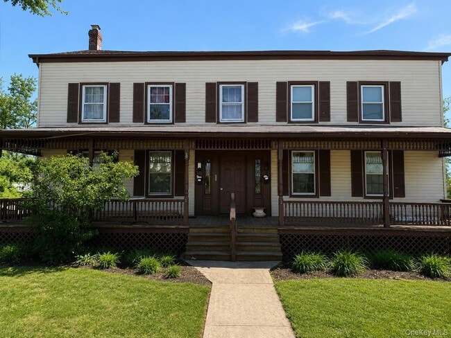 Building Photo - 6 Glenmere Ave Unit 1