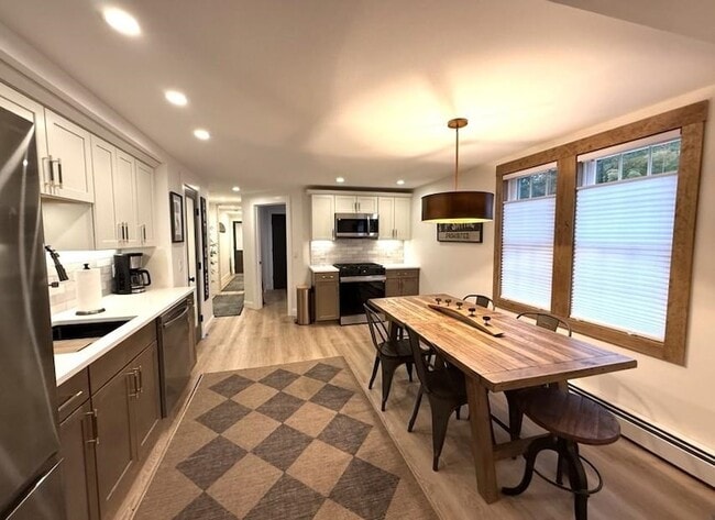 Photo - 2895 White Mountain Hwy Unit 2