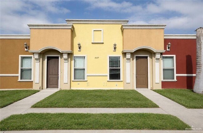 Building Photo - 3127 Regal Dr Unit A