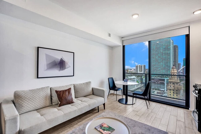 Photo - 398 NE 5th St Unit SI ID1504079P