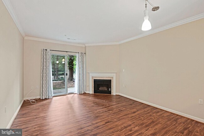Photo - 2204 Westcourt Ln Unit 122