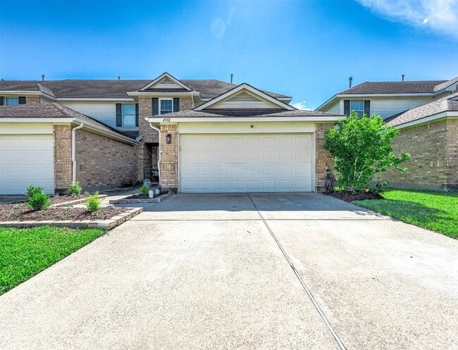 Building Photo - 4502 Park Trail Ln