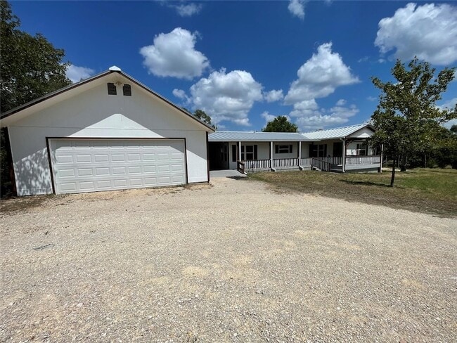 Photo - 1550 Alpine Trail