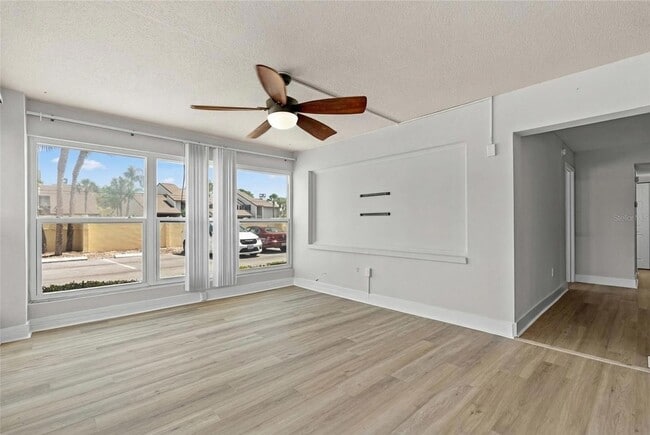 Photo - 4780 Cove Cir Unit 101