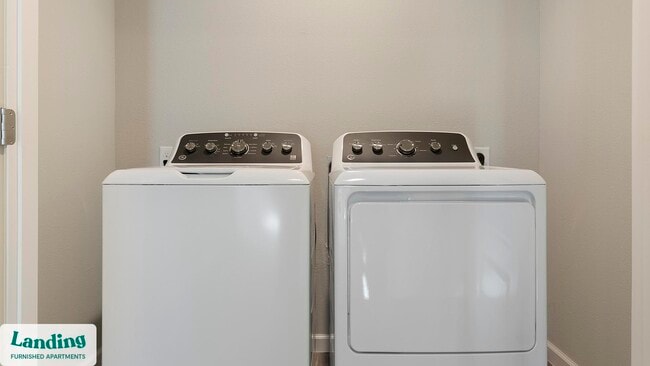 Photo - 3401 Redbud Ln Unit 3403